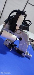Maquina para coser sacos marca yss
